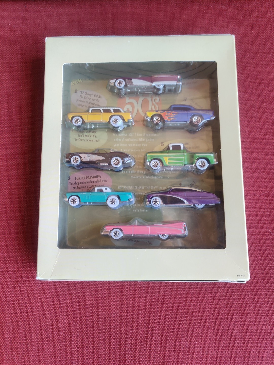 Hot Wheels Cruisin The 50s 8 Car Set Special Edition FAO Schwarz 