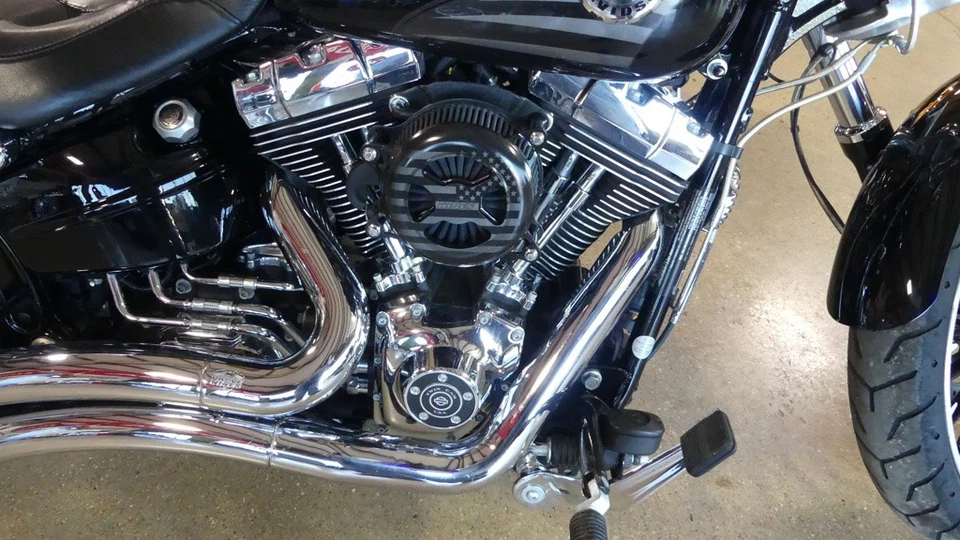 2017 Harley-Davidson Breakout  - Image 3 of 4