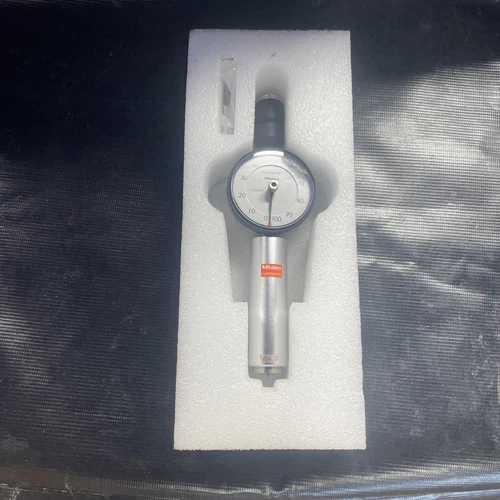 Mitutoyo Hardmatic Durometer Shore D Long Leg Model 811-333-10 Hardness Tester