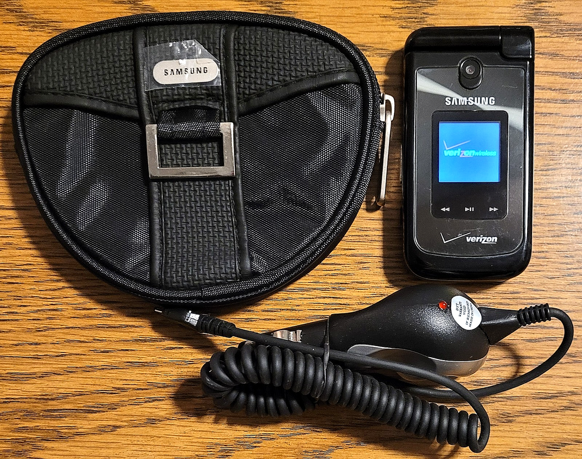 Samsung Zeal SCH-U750 - Black ( Verizon ) Super Rare Dual Flip