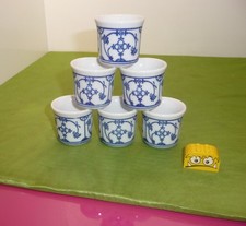 6 alte  Eierbecher  Strohblume  blau weiß