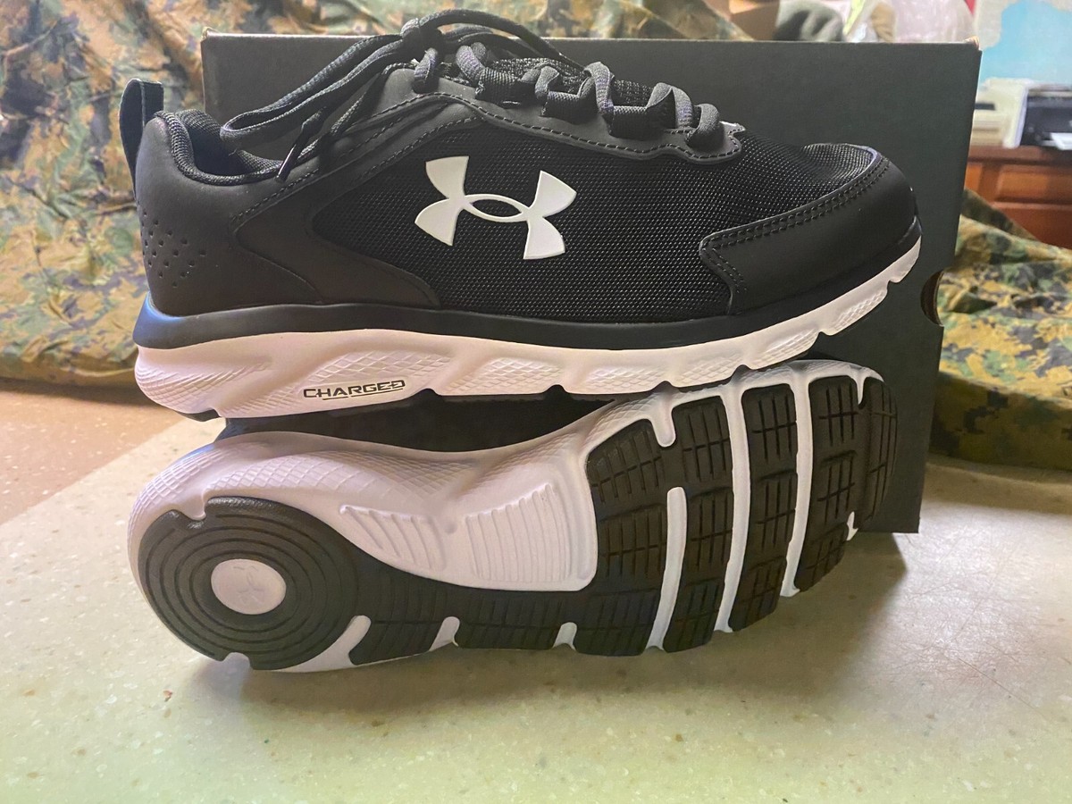 Under Armour Charged Assert 8 Men