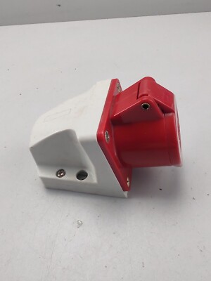 PCE 114 Wall Mounting Socket 380V - 415V 16A-6h IP44