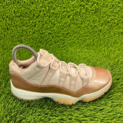 Nike Air Jordan 11 Retro Womens Size Gold White Athletic