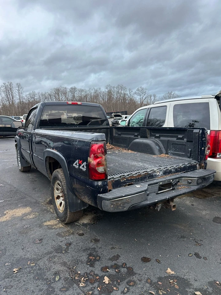 Conjunto de portador diferencial usado se adapta a: camioneta Chevrolet Silverado 1500 2007 Fr Foto 3 de 4