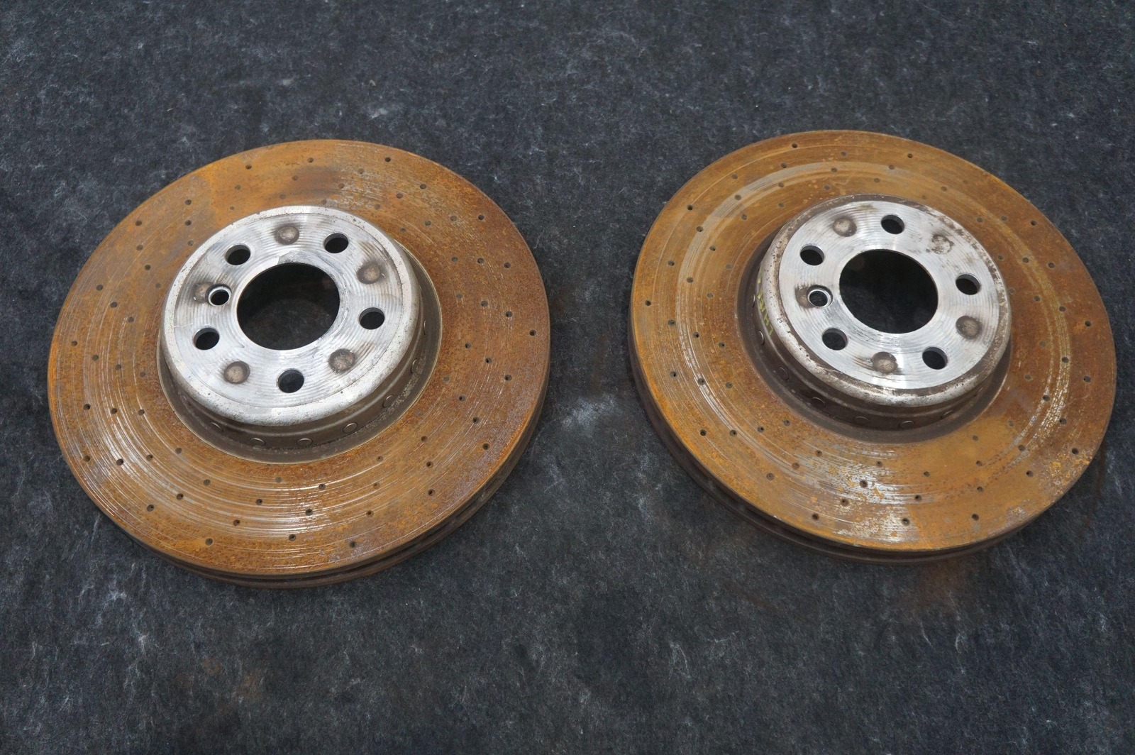 Set 2 Front Cross Drilled Disc Brake Rotor OEM 34116858623 Bmw I8 2014-17 19-20
