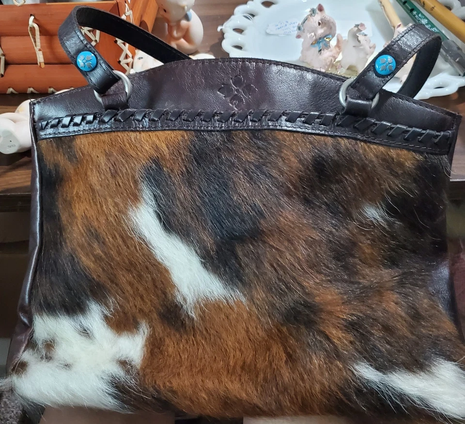 Cartera de Mano Patricia Nash de Cuero Italiano Pelo en Piel - Cuero de Vaca Marrón y Blanco Foto 3 de 4