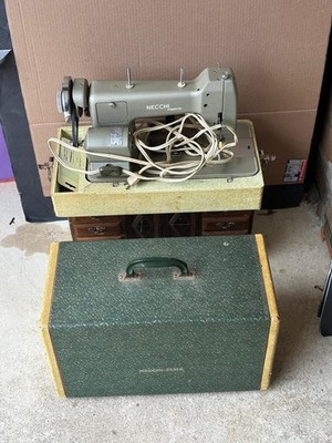Vintage Necchi Esperia Sewing Machine, Case & Pedal   Italian Design Heavy Duty