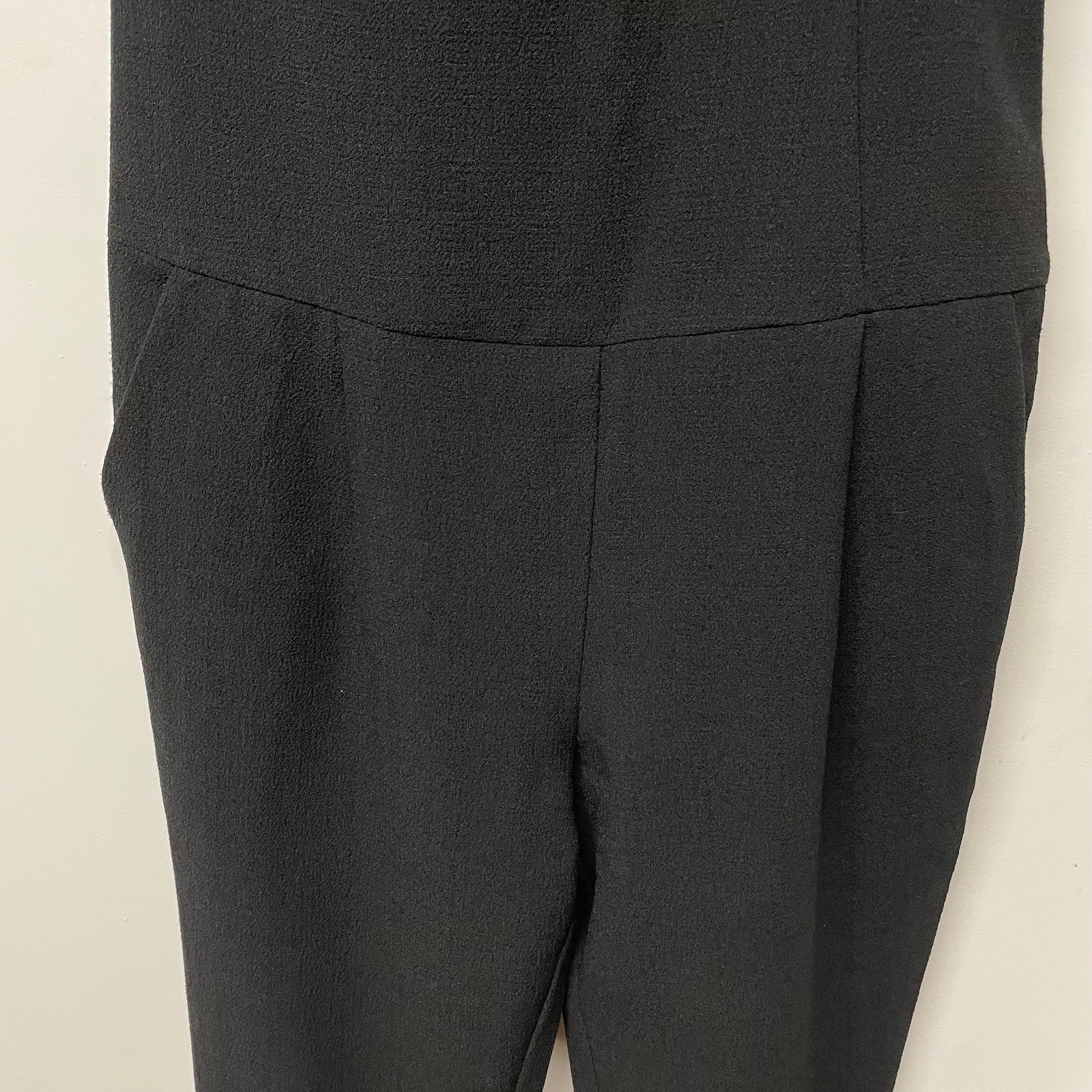 BCBGeneration Solid Black One Shoulder Crepe Fitt… - image 3