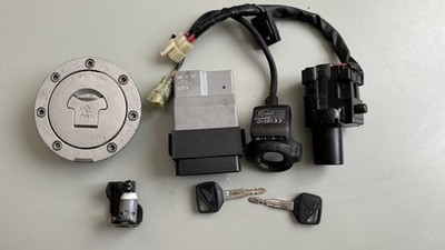 Honda Hornet CB600 03-06 HISS Schlosssatz - zwei Schlüssel - Steuergerät - komplett OEM