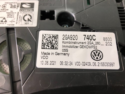 KA1758 VW Instrument Cluster Speedometer 2GA920740C - Picture 7 of 8