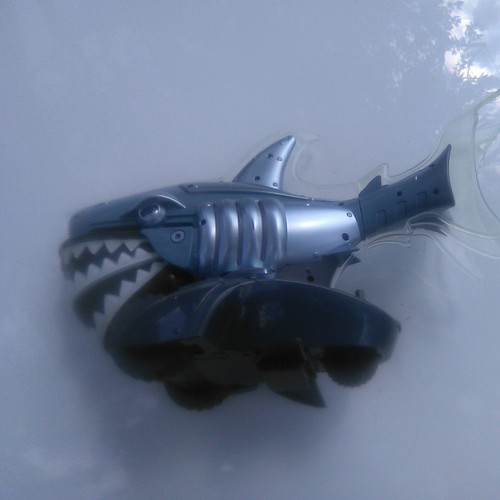 2012 Illumivor Mecha Skyrocket Jaws Shark - Lights Up, Sounds Works! No Remote - Picture 6 of 10