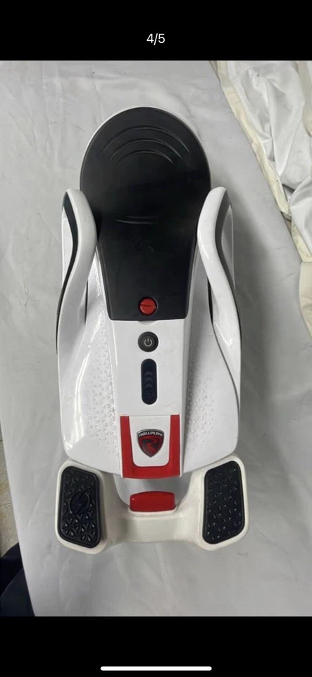 Rollplay 24V Nighthawk NexGen Powered Ride-On - Blanco Foto 2 de 4