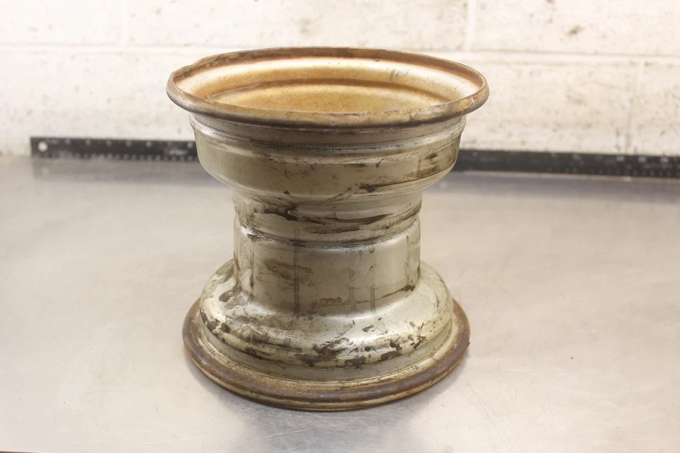 Llanta trasera Yamaha Moto 4 YFM80 1991 H4 Foto 2 de 4