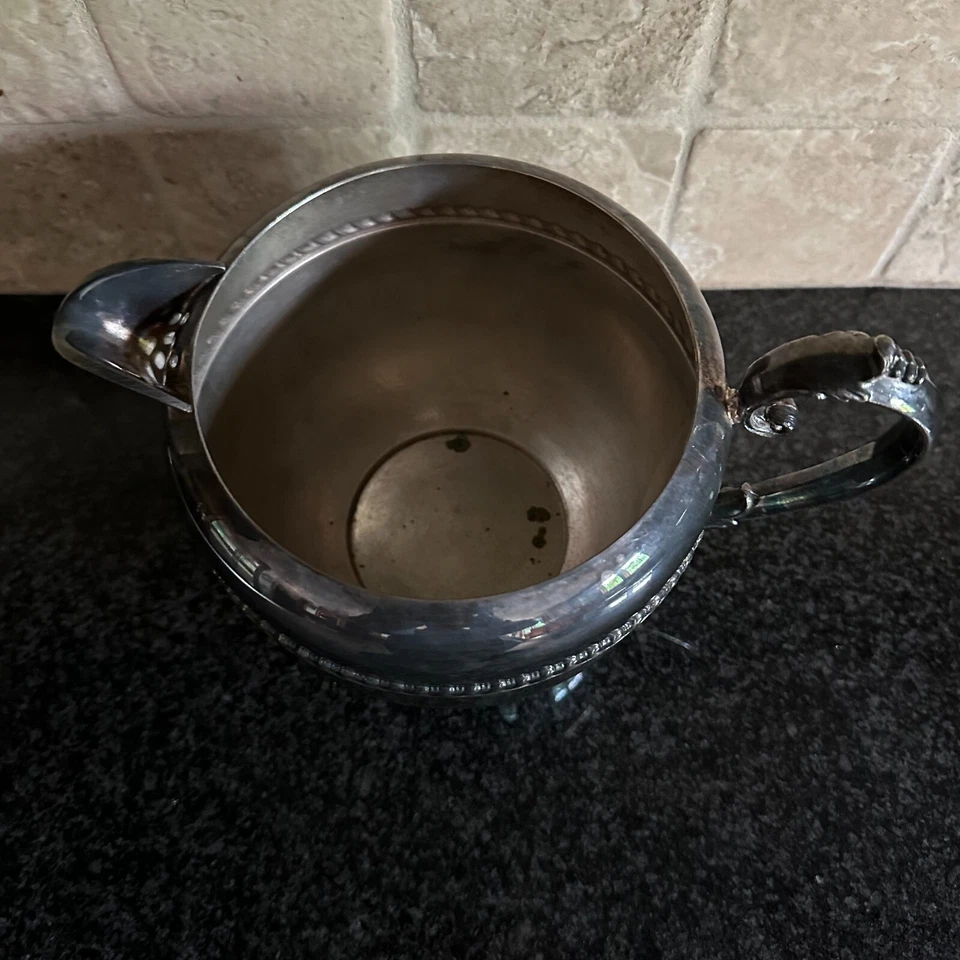 Jarra de bebidas de agua vintage Lancaster Silver Co placa de plata de 6" placa de plata Foto 2 de 4