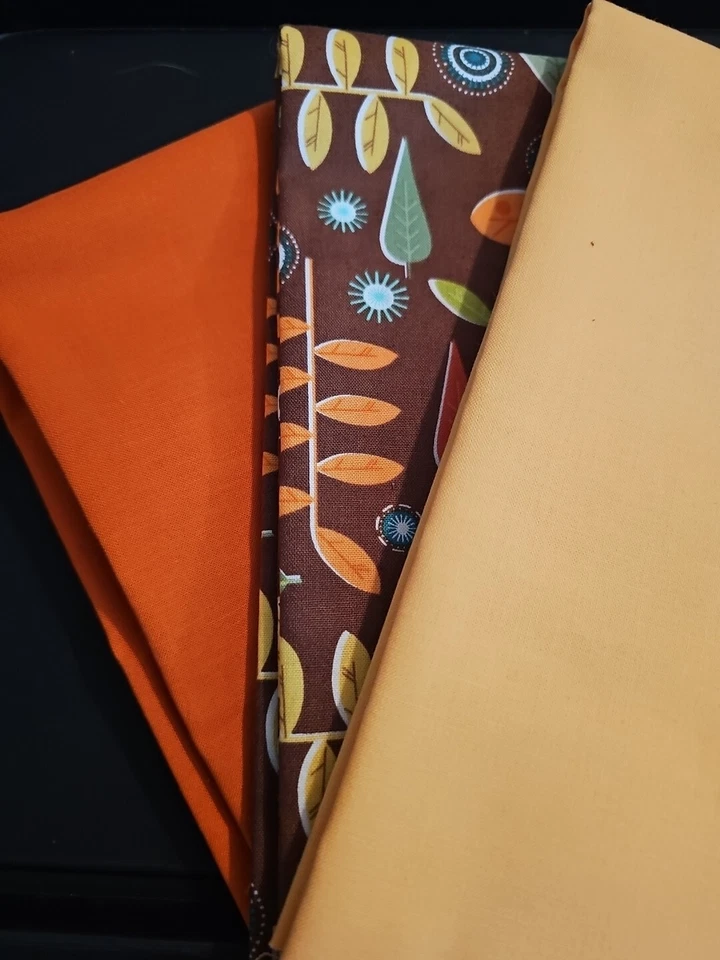 3 Yard Moda Fabric Bundle - Image 4 of 4