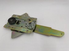 LR DEFENDER 110/130 -06 Rear Right Window Regulator Part MUC3026