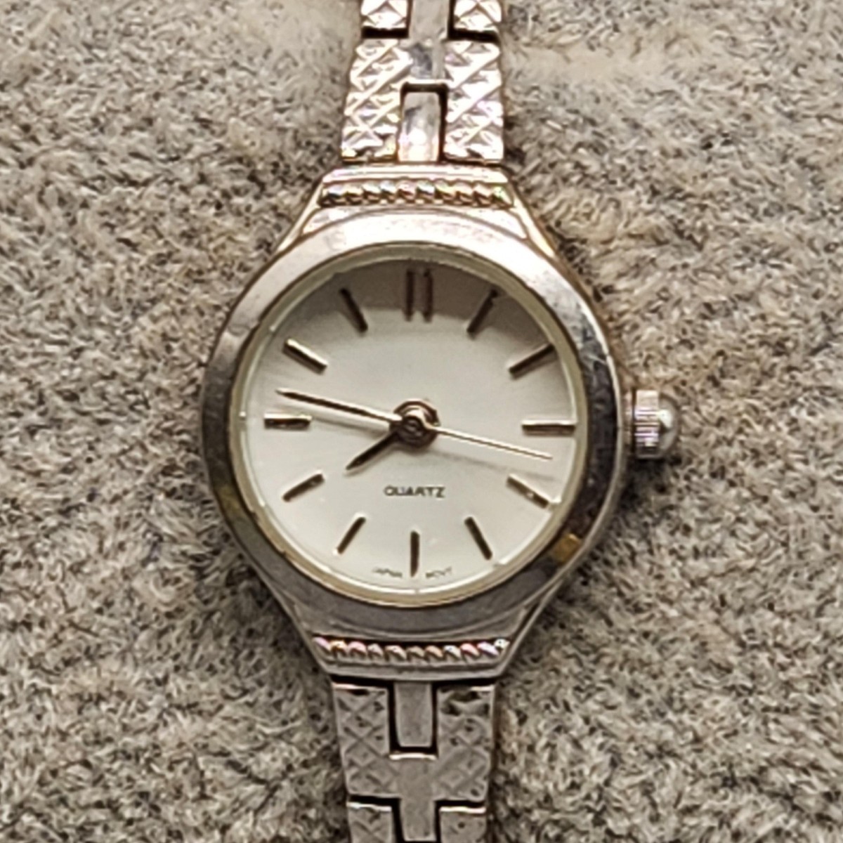 Vintage Women's Quartz Watch Japan Movement Silver Tone Stainless