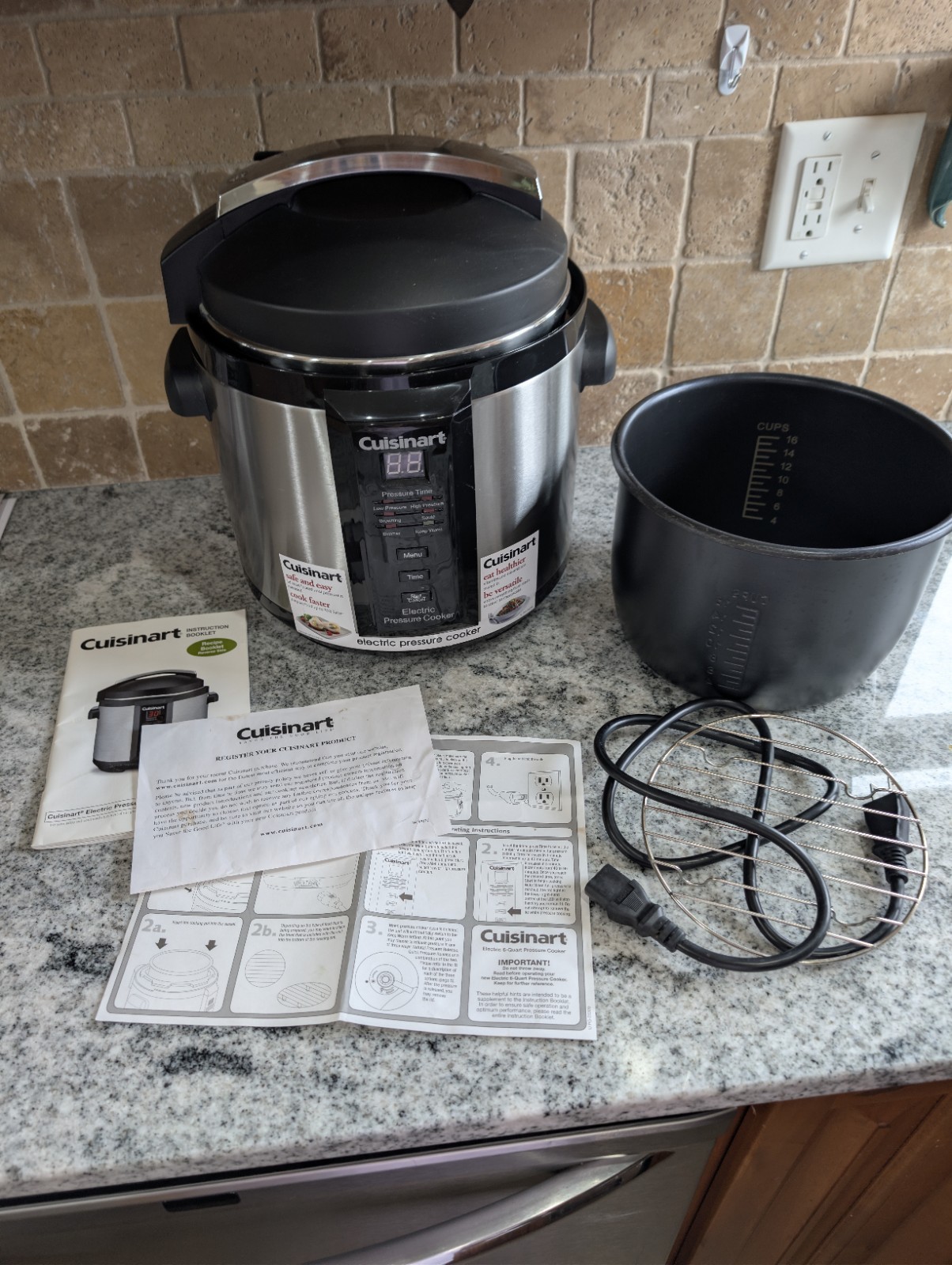 Cuisinart CPC-600 6 Quart Electric Pressure Cooker 1000 Watt