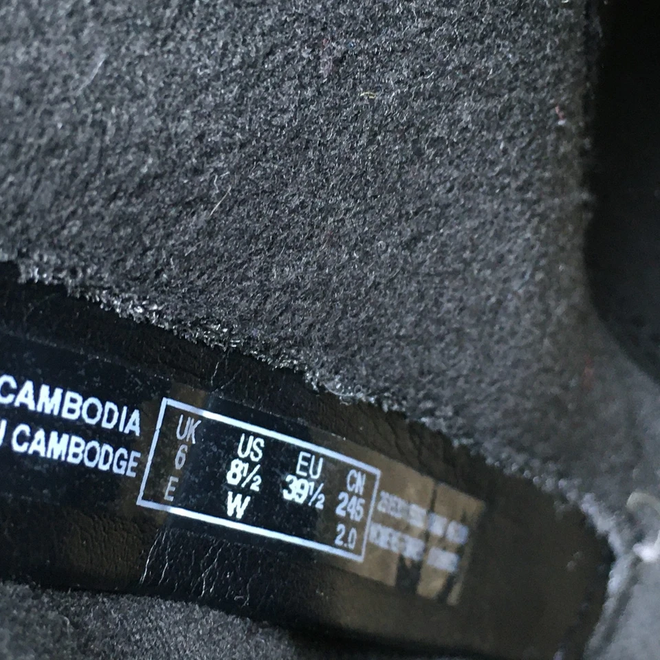 Clarks Cheyn Zoe Ankle Boots Booties Shoes Womens Size 8.5 W Wide Black Leather - Image 2 of 4