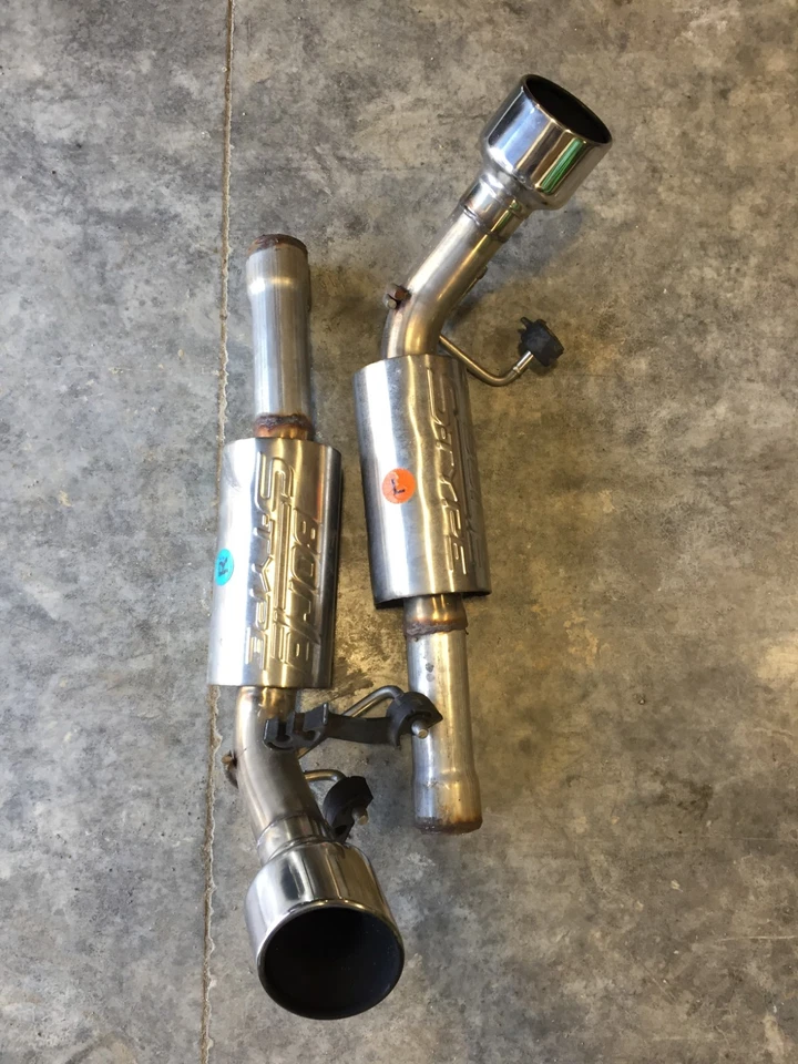 Выхлопная труба Borla ATAK с задней осью и полированными наконечниками 4,5 дюйма для Chevrolet Camaro SS 10–13 годов выпуска - Изображение 2 из 4