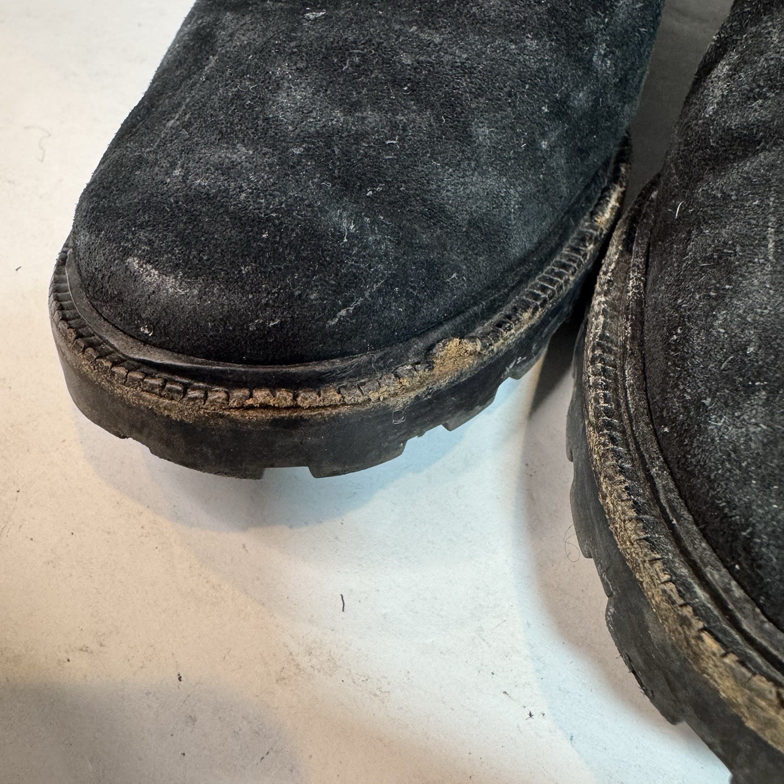 Gucci Women’s EU 37.5 Black Suede Shearling Knee High Winter Boots Italy thumbnail 12