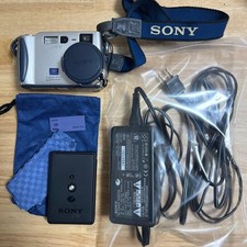 Working SONY Cyber-shot DSC-S70 Digital Camera