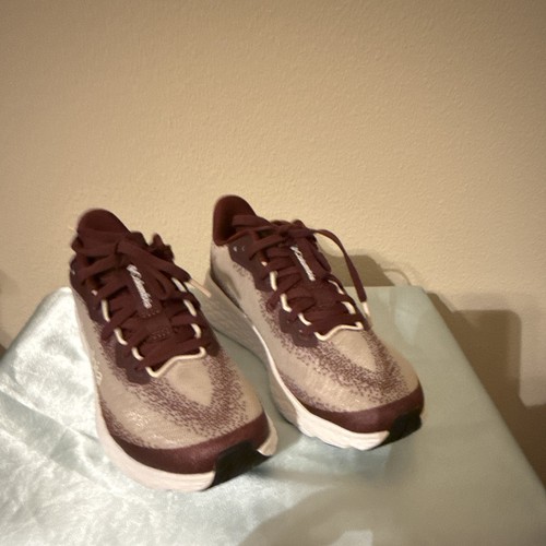 Columbia Burgundy Beige Mesh Low Top Lace Up Athletic Sneakers Womens Running