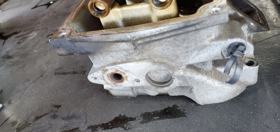 Passenger Right Cylinder Head 5.7L Fits 04-05 DODGE 1500 PICKUP 1150517 - Image 3 of 4