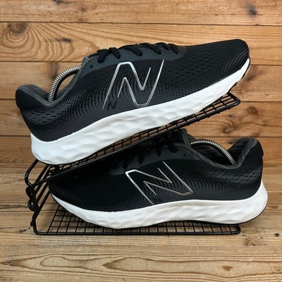 New Balance Turnschuhe Herren Größe UK 9,5 schwarz weiß Laufen 520v8 gepolsterte Schuhe Neu mit Karton