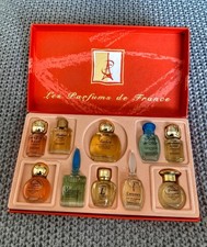 Luxury Eau de Parfum Gift Box, 10 Fragrances 52.7ml