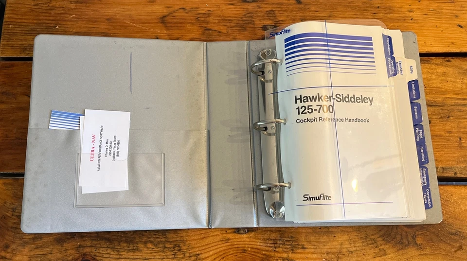 Manual de referencia de cabina Hawker Siddeley 125-700 Foto 3 de 4