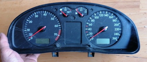 Kombiinstrument Org VDO VW Passat 3B Tachometer 3B1919880 Tacho 110.008.920/027