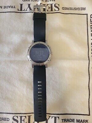 Suunto Core Brushed Steel Premium Outdoor Watch SS020339000 Suunto Core Brushed Steel Premium Outdoor Watch SS020339000