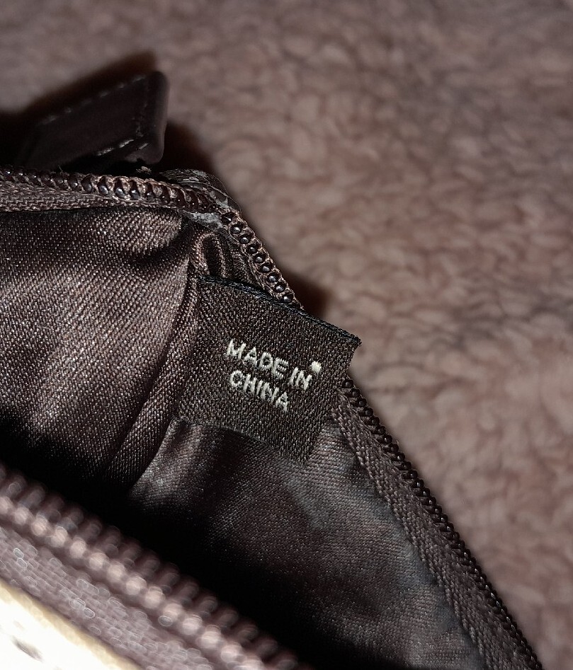 Coach EUC Chevron Patchwork Large Wristlet GOLD S… - image 9