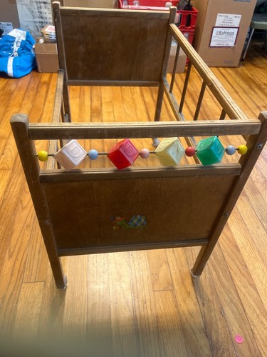 vintage mid-century doll crib - Picture 2 of 6