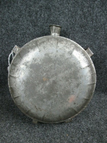 CIVIL WAR MILITIA TIN DRUM IMPRESSION EMBOSSED FOUR STRAP LOOP MILITIA CANTEEN