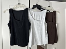 Women  s CRZ Yoga Double Lined Butterluxe Cropped Tanks Lot of 3 Size Large