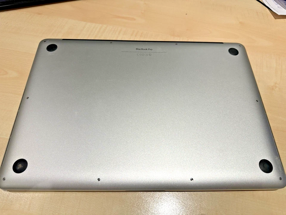 MacBook Pro 15,4“ 500GB SSD 16GB RAM i7 2,3GHz Qwertz "TOP" - Bild 4 von 4