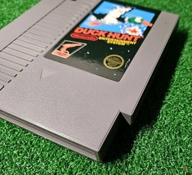 Duck Hunt (Nintendo NES, 1985) Authentic! 5-Screw Cart TESTED