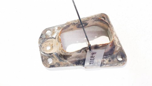 1k0505130j Кронштейн балки - Hinten rechts  Volkswa DE2051721-81