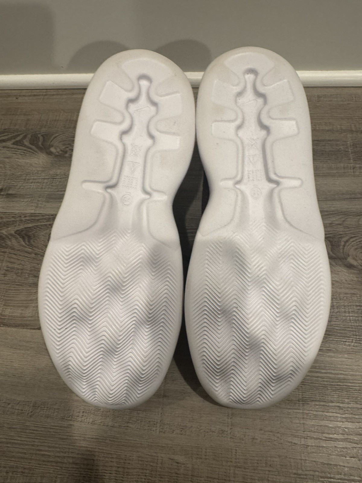 Nike Kwazi Maroon Sneakers Size 13 New Never Worn thumbnail 8