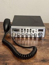 RADIO SHACK Brand CB Radio Transceiver model TRC-447 with Microphone Untested
