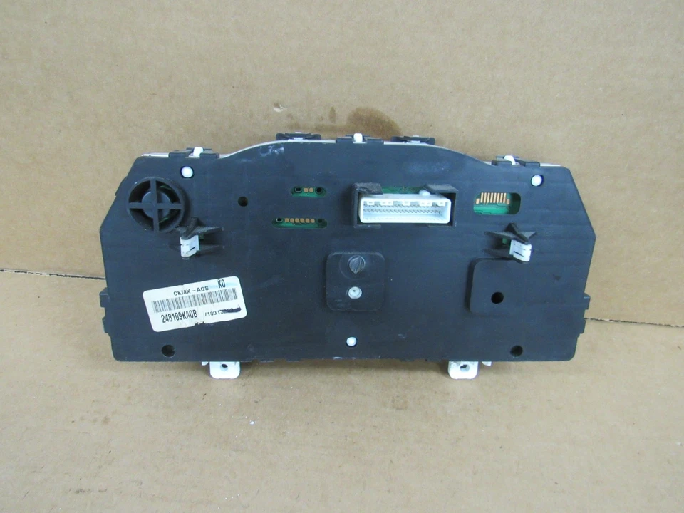 Nissan Versa 2013 velocímetro cuadro de instrumentos indicadores 248109ka0b sin kilometraje Foto 2 de 4