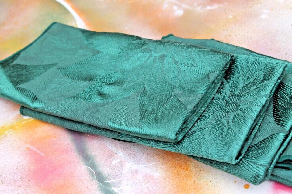 Hunter Green Poinsettia Damask Table Napkins 16" square, Set of 5  FREE SHIP! - Image 3 of 4