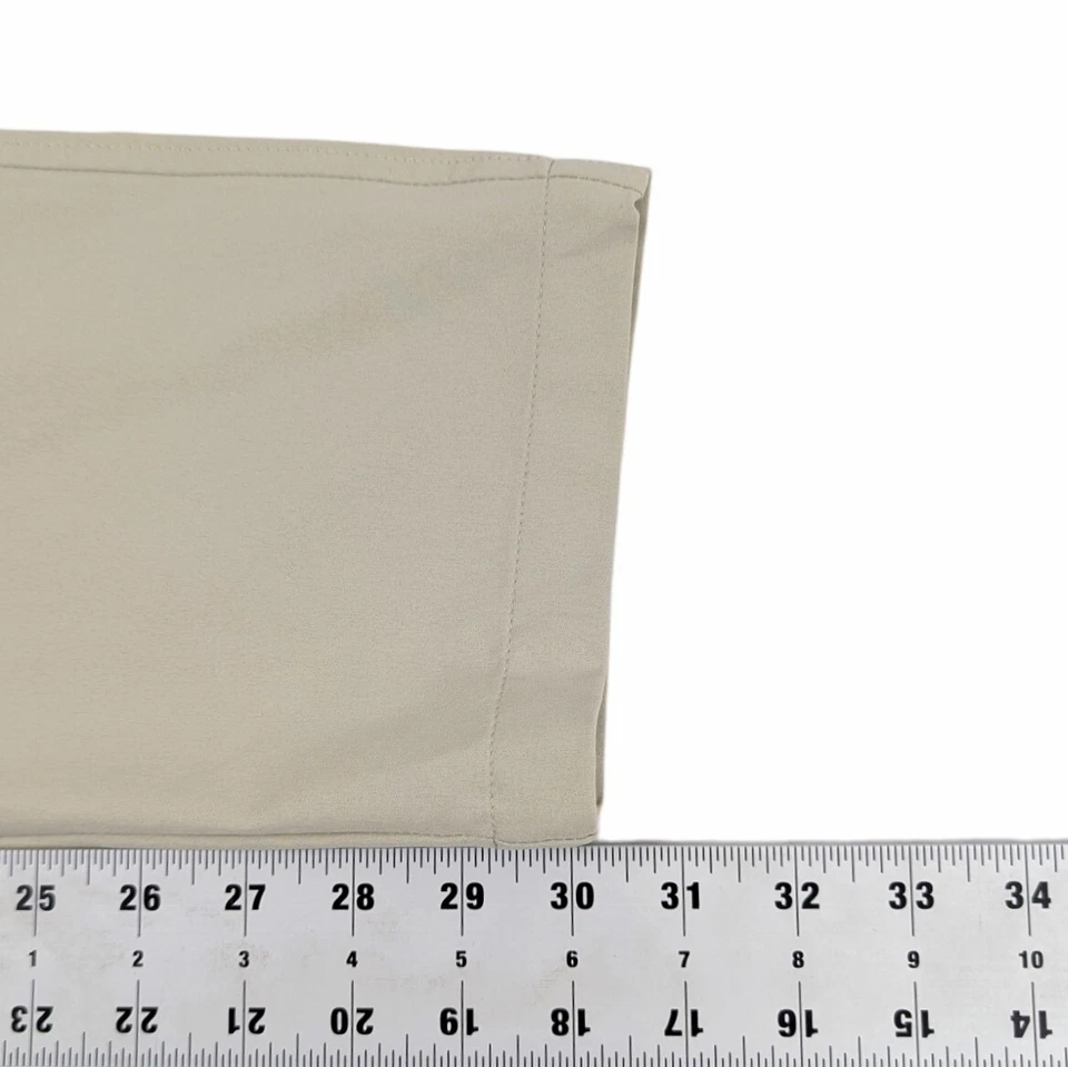 Under Armour UA Drive Golf Pants Men's Size 32 x 30 Beige Performance Casual EUC - Image 4 of 4