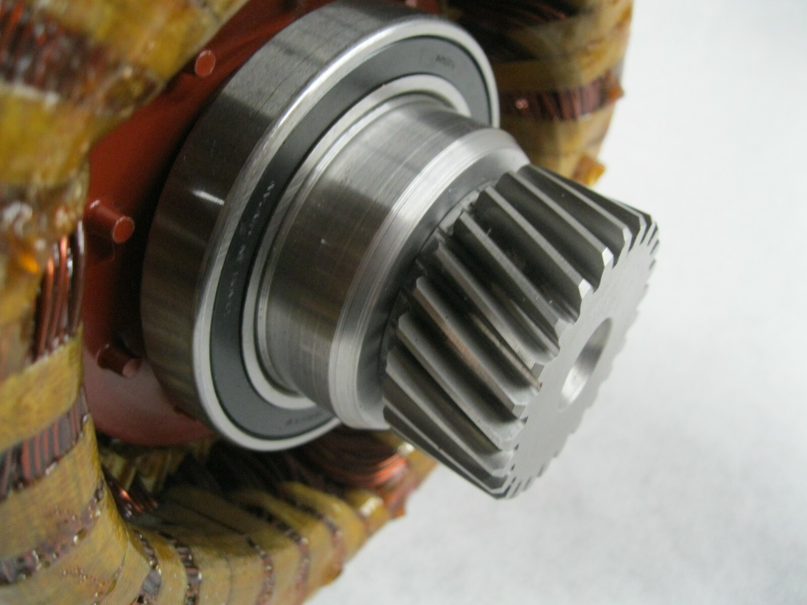 021084    AC  CROWN DRIVE MOTOR