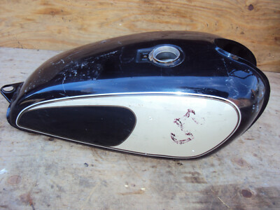 ヤマハ　YAMAHA　SR400　ピンバッチ　タンク ヤマハ YAMAHA SR400 ピンバッチ タンク ヤマハ YAMAHA SR400