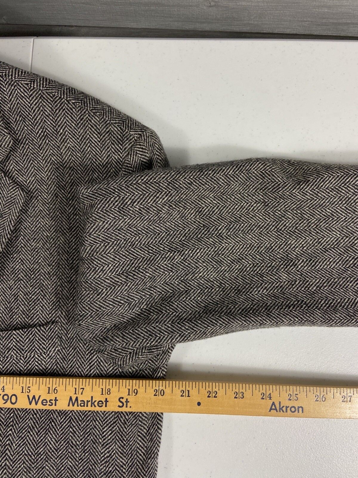 Towncraft Lambswool Herringbone 2 Button Blazer J… - image 9