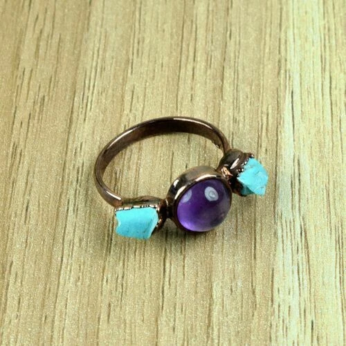 Modeschmuck aus Messing mit Amethyst